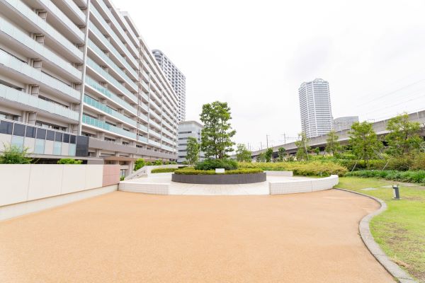 エントランスガーデン|武蔵浦和SKY&GARDEN